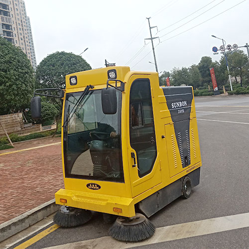 小型電動掃地機的優點